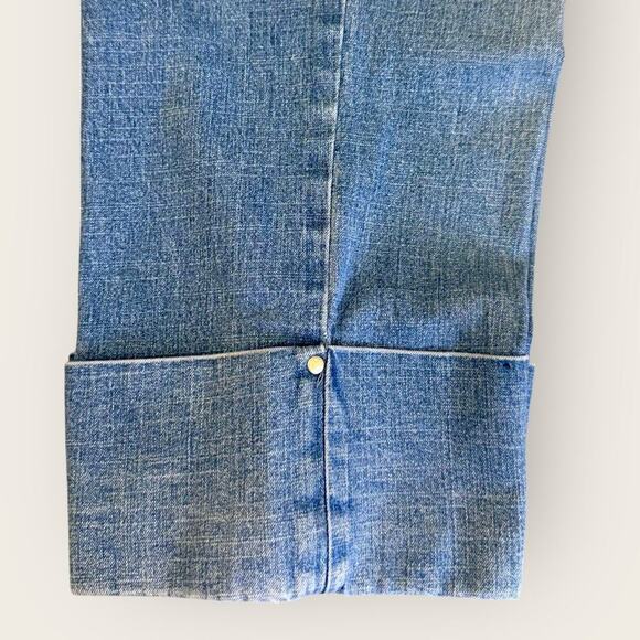Live a Litttle Denim Capri High Rise Blue Washed Jeans Stretchy Cuff Hem Size 12 - Picture 8 of 12